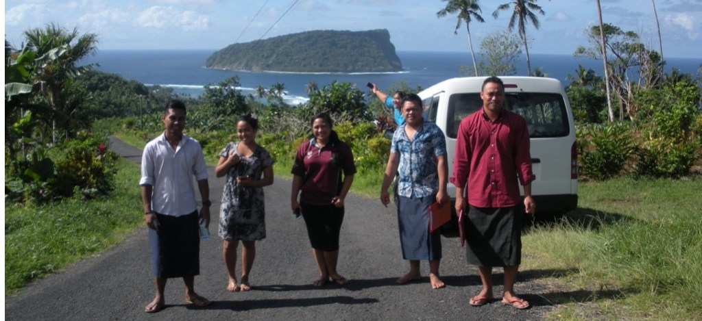 An awesome group of student researchers pose for a picture while conducting household surveys in Samoa.